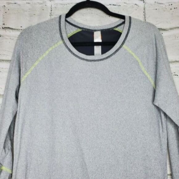 Lucy Tech Striped Ruched Top Womens Large Gray Thumb Hole Pullover Crew Shirt - Picture 3 of 9